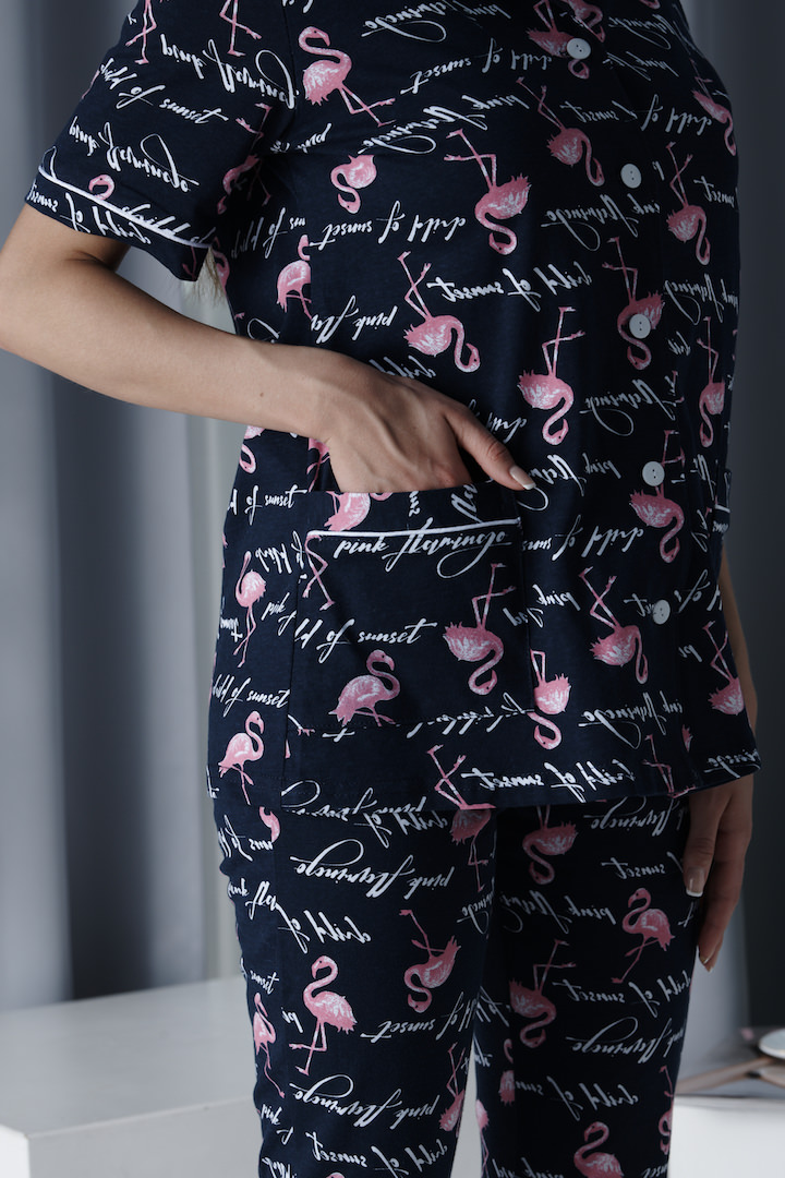 Фото товара 21348, темно-синяя пижама с фламинго