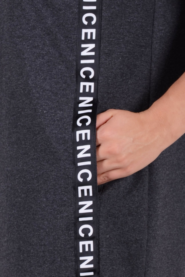 Фото товара 18188, платье в спортивном стиле